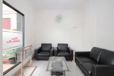 RedDoorz Syariah @ Andalas Asri