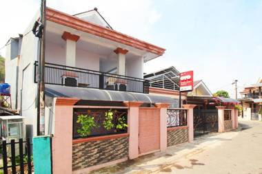 OYO 2176 Amanah Syariah Residence