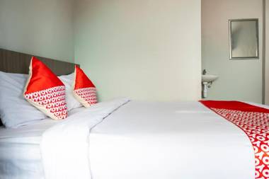 OYO 2990 Z Syariah Homestay