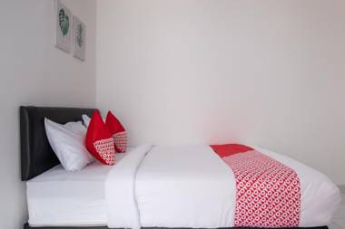 OYO 2919 Andung Residence
