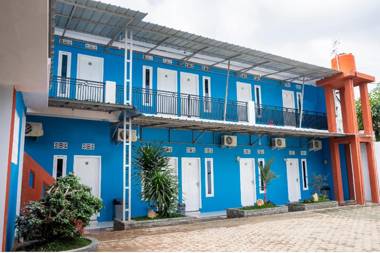 OYO 2979 Khalifa Residence