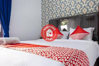 OYO 2979 Khalifa Residence