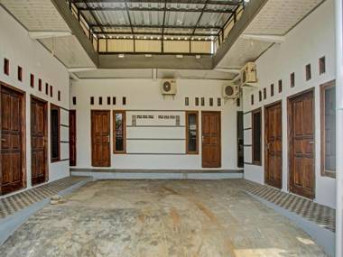 OYO 3994 Wisma Amalia Syariah