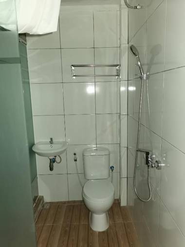 RedDoorz at Jalan Patimura Lampung