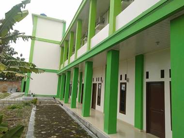 OYO 90930 Wisma Hana Hani