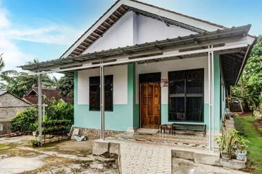 OYO Homes 91133 Desa Wisata Sumber Agung Syariah