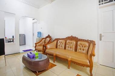 OYO 91460 Guest House Kencana Syariah