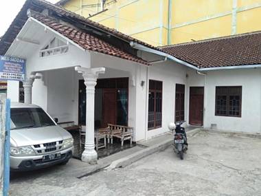 EXPRESS O 91436 Mess Sadam