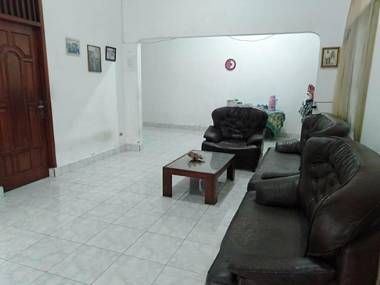 EXPRESS O 91436 Mess Sadam