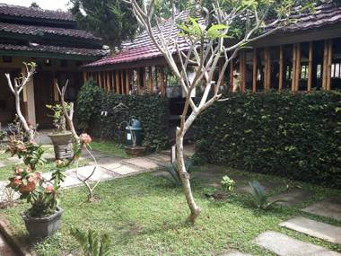 Rumah Daun Homestay Tetebatu