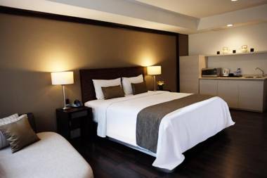 Delonix Hotel Karawang