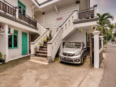 OYO 2963 Anjum Residence