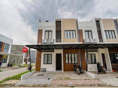 OYO 90211 I-sidji Inn