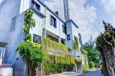 SPOT ON 91205 Rindang Guesthouse Syariah