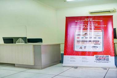 SPOT ON 91205 Rindang Guesthouse Syariah