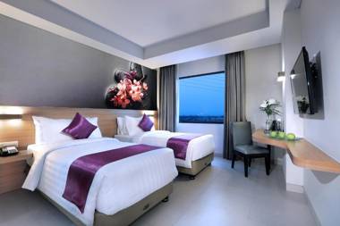 Quest Hotel Cikarang by ASTON