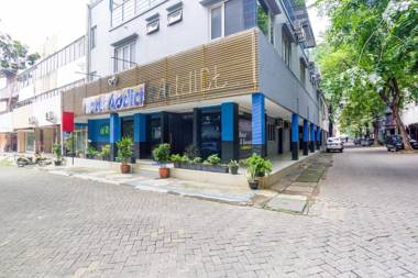 RedDoorz near City Walk Lippo Cikarang