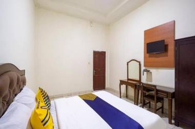 SPOT ON 3978 Hotel Danau Indah