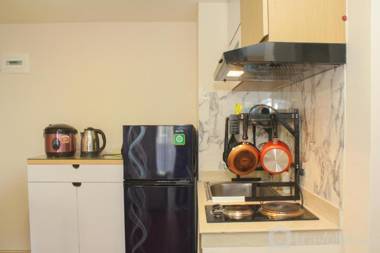 Comfort Nice 2BR at Meikarta Apartment By Travelio