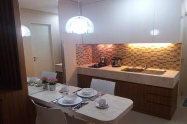 Trivium Terrace Appartment by Yudi