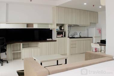 Comfy & Spacious Studio Azalea Suites By Travelio