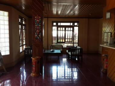 Bukit Senggigi Hotel