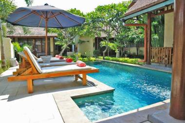 Jo Je Bungalows and Beach Bar