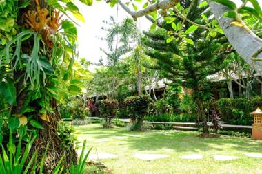 RedDoorz Plus @ Raya Senggigi Lombok