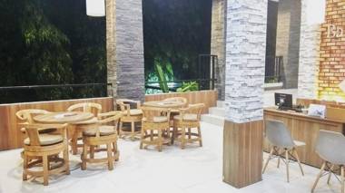 Bali De Anyer Hotel and Restaurant