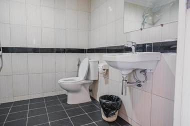 RedDoorz Plus near Pelabuhan Merak