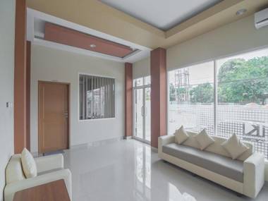 RedDoorz near Islamic Center Samarinda