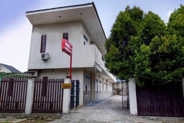 OYO 3249 Wijaya Kusuma Residence