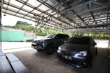 RedDoorz Syariah @ Pangeran Suryanata Samarinda