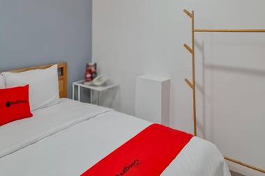 RedDoorz Plus @ Batutulis Bogor