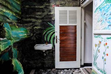 RedDoorz Plus near Jalan Baru Bogor