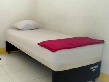 RUMAH KUNING SYARIAH