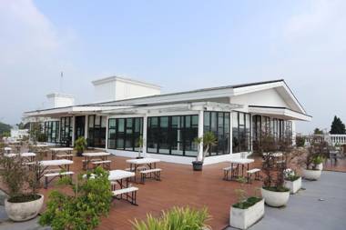 Beth Kasegaran Theresia