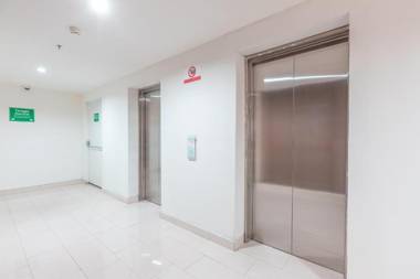 OYO 1948 Apartement Sentul Tower