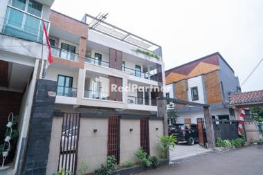 Yayah Rooms Bogor Syariah RedPartner
