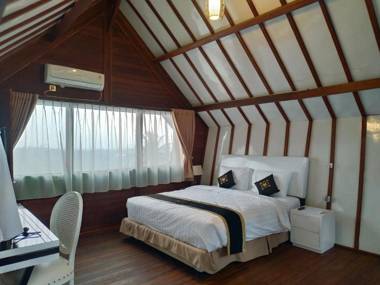 Chevilly Resort and Camp