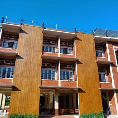 Urbanview Hotel Syariah Insani Cisarua Puncak