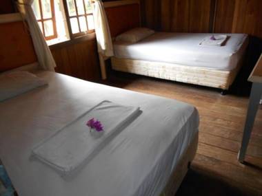 Marina Anyer Villa & Resort