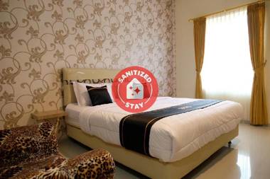 OYO 1616 Hotel Central City 2