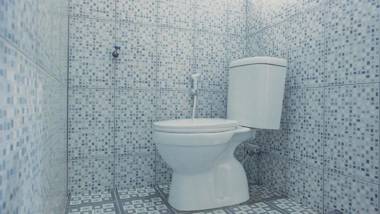 RedDoorz Syariah At Griya Soeratin Pacitan