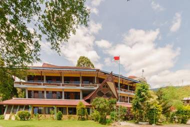 RedDoorz @ Tuktuk Danau Toba