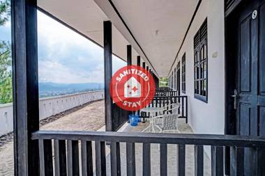 OYO 91562 Hotel & Cafe Angkasa Golat