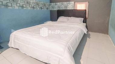 M Ali Homestay Batu Licin RedPartner