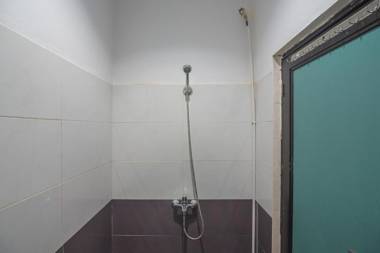 RedDoorz Near RSUD Embung Fatimah Batam