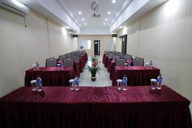 OS HOTEL TANJUNG UNCANG BATAM