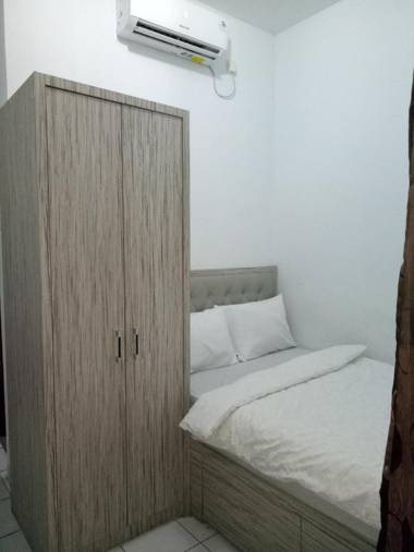 Hotel Mama Syariah at Ruko Kutajaya